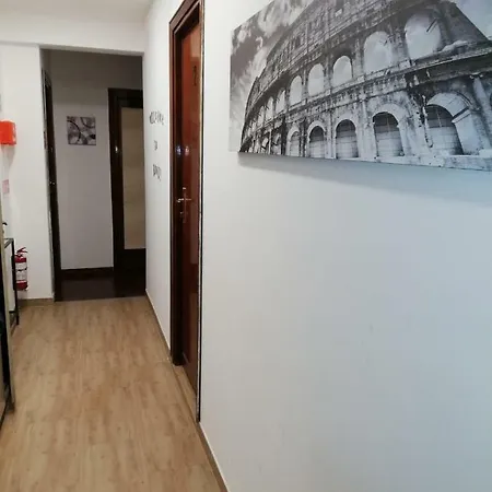 Domus Vatican Holiday's 4*