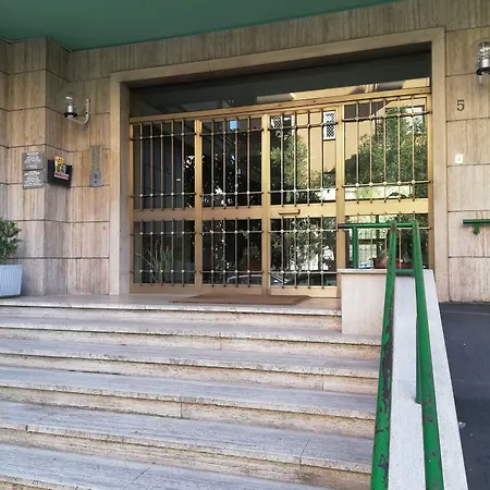 Frühstückspension Domus Vatican Holiday's Rom