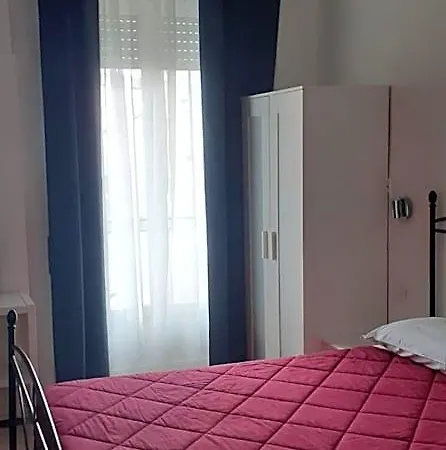 Domus Vatican Holiday's Bed & Breakfast Rome