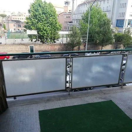 Domus Vatican Holiday's Bed & Breakfast Rome
