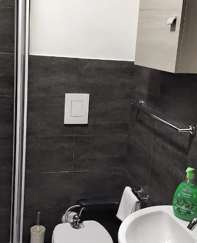 Domus Vatican Holiday's Panzió