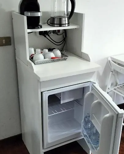 Domus Vatican Holiday's Panzió