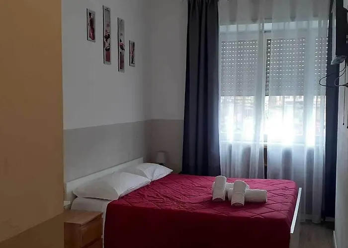 Domus Vatican Holiday's Panzió 4*