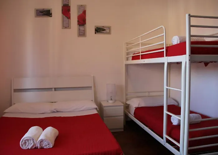 Domus Vatican Holiday's Panzió 4*