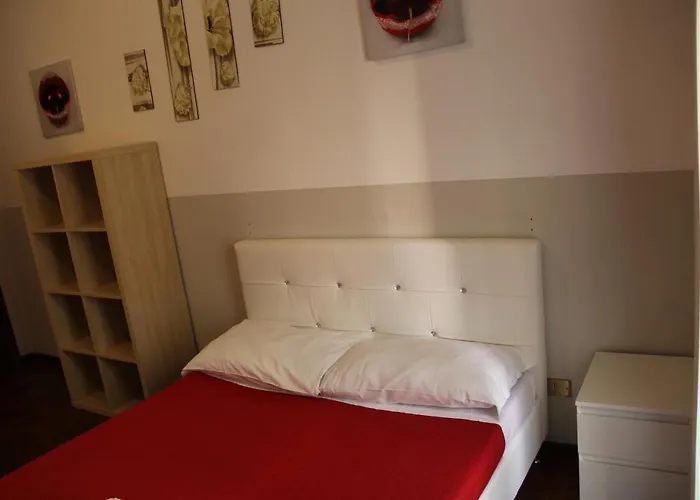 Domus Vatican Holiday's Panzió 4*