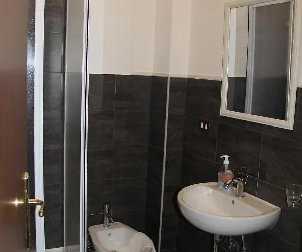 Domus Vatican Holiday's Panzió Róma